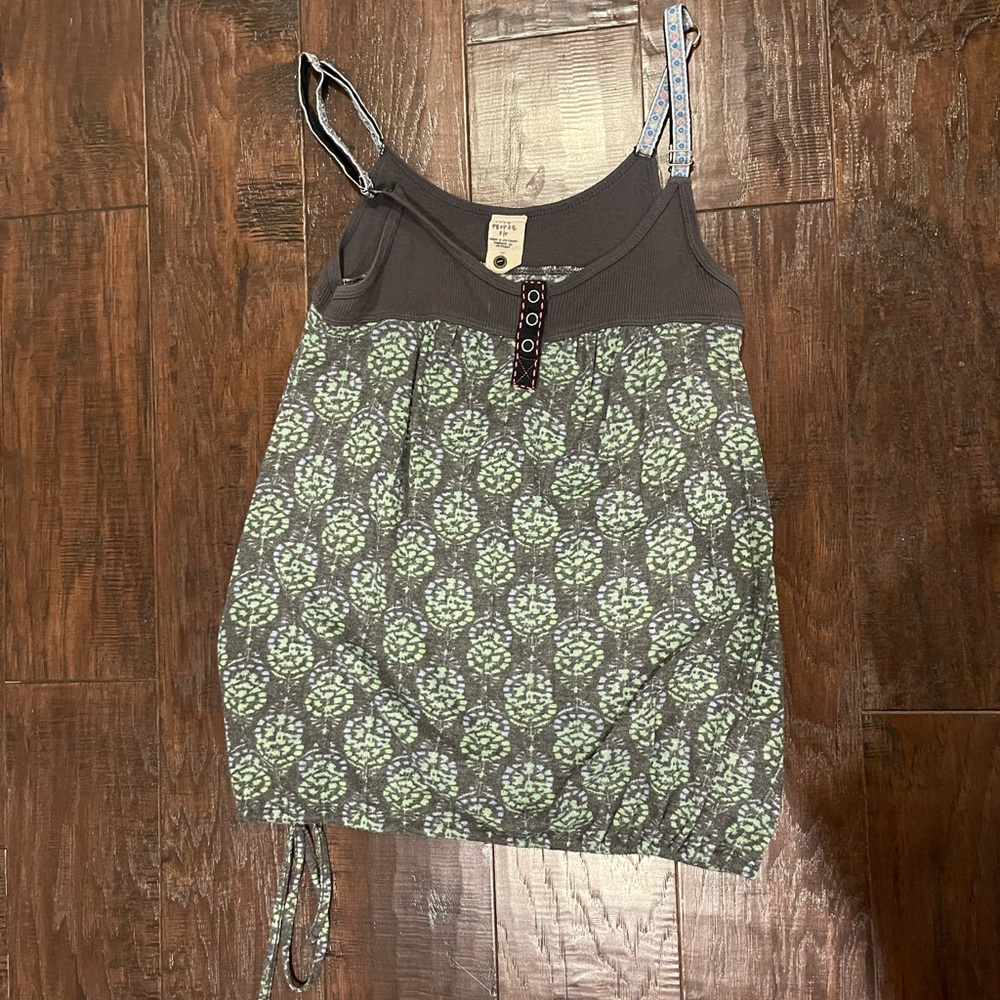 Free people tank size S